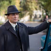 Сергей Безруков на съемках сериала "ОптиМисты. Карибский сезон" (© фото: предоставлено телеканалом "Россия 1")