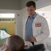 Константин Стрельников на съемках сериала "Красная зона" (© фото: предоставлено телеканалом НТВ)
