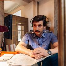 Александр Устюгов на съемках сериала "Охота на певицу" (© фото: предоставлено телеканалом НТВ)