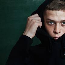 Постер фильма "Новенький"