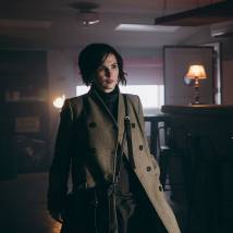 Лукерья Ильяшенко на съемках сериала "Сергий против нечисти" (© фото: предоставлено ОТТ-платформой Kion)
