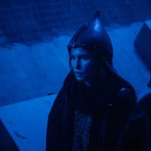 Лукерья Ильяшенко на съемках сериала "Сергий против нечисти" (© фото: предоставлено ОТТ-платформой Kion)