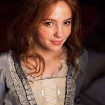 Юлия Хлынина на съемках сериала "Елизавета" (© фото: предоставлено телеканалом "Россия 1")