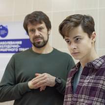 Сергей Перегудов на съемках фильма "Когда закончится февраль" (© фото: предоставлено телеканалом "Россия 1")