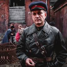 Евгений Воловенко на съемках сериала "По законам военного времени 5" (© фото: предоставлено Первым каналом)
