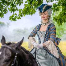 Елизавета Боярская на съемках сериала "Великая. Золотой век" (© фото: предоставлено Первым каналом)