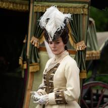 Елизавета Боярская на съемках сериала "Великая. Золотой век" (© фото: предоставлено Первым каналом)