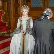 Елизавета Боярская на съемках сериала "Великая. Золотой век" (© фото: предоставлено Первым каналом)