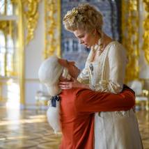 Елизавета Боярская на съемках сериала "Великая. Золотой век" (© фото: предоставлено Первым каналом)