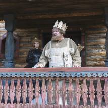 Роман Мадянов на съемках фильма "По щучьему велению" (© фото: предоставлено телеканалом "Россия 1")