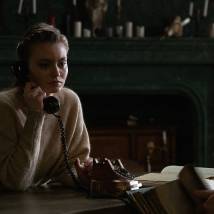 Серафима Гощанская на съемках сериала "Бар "Один звонок"" (© фото: предоставлено OTT-платформой Kion)