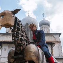 Роман Евдокимов на съемках фильма "Огниво" (© фото: предоставлено телеканалом "Россия 1")