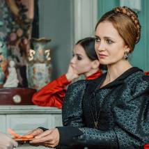 Виктория Исакова на съемках фильма "Чистые"
