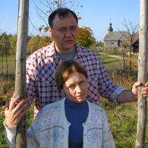 Юрий Степанов и Алена Бабенко на съемках сериала "Дети Ванюхина"