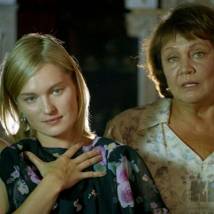 Виктория Толстоганова и Лариса Лужина в фильме "Май"