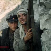 Константин Райкин и Юрий Богатырев в фильме "Свой среди чужих, чужой среди своих"