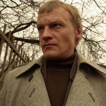 Алексей Серебряков на съемках фильма "Нелегал"