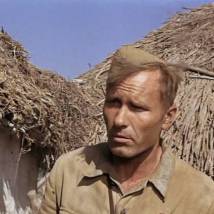 Василий Шукшин в фильме "Они сражались за Родину"
