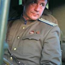 Олег Меньшиков на съемках фильма "Утомленные солнцем: Предстояние" (© фото: trite.ru)