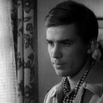 Алексей Локтев в фильме "Я шагаю по Москве"