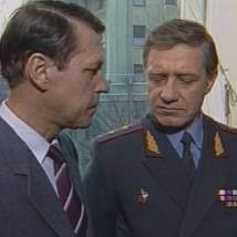 Георгий Мартынюк и Павел Морозенко в телеспектакле "Следствие ведут ЗнаТоКи"