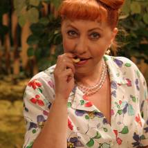 Эвелина Сакуро на съемках сериала "Золотая теща"