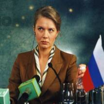Дарья Михайлова в фильме "Поцелуй не для прессы"