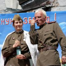 Наталья Коляканова и Алексей Серебряков на съемках фильма "Смерть шпионам!"