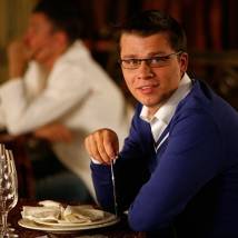 Гарик Харламов на съемках фильма "Самый лучший фильм"