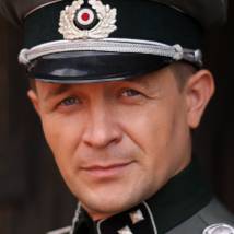 Фролов Роман