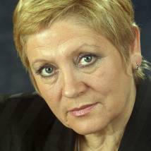 Уралова Евгения         (©с сайта teatr.ru)