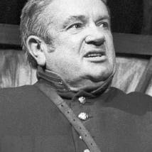 Весник Евгений