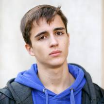 Попович Евгений
