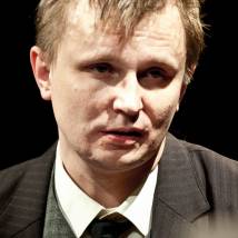 Сергей Уманов в спектакле "Три сестры"
