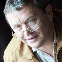 Сергей Габриэлян на съемках фильма "Охраняемые лица"