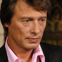 Анатолий Лобоцкий на съемках сериала "Личная жизнь доктора Селивановой"