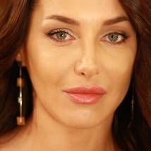 Евгения Чиркова на съемках сериала "Обручальное кольцо"