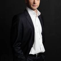 Антон Хабаров на съемках сериала "Закрытая школа" (©Ольга Малышева (Амедия))