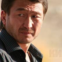 Фархат Аманкулов на съемках фильма "Баксы"