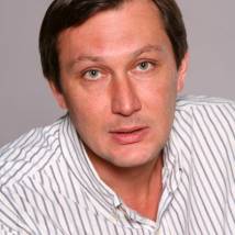 Карленков Сергей         (©с сайта topartist.ru)