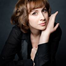 Светлова Людмила