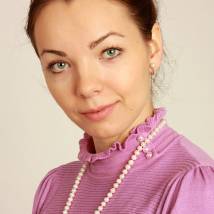Назарова Дана         (©с сайта av-kasting.ru)