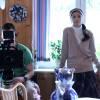 Равшана Куркова на съемках сериала "А у нас во дворе..."