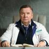 Роман Мадянов на съемках сериала "Склифосовский 12" (© фото: предоставлено телеканалом "Россия 1")