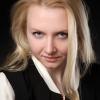 Лена Бакал