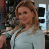 Анна Семенович на съемках сериала "Вся такая внезапная"