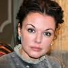Ксения Хаирова на съемках фильма "Институт благородных девиц"
