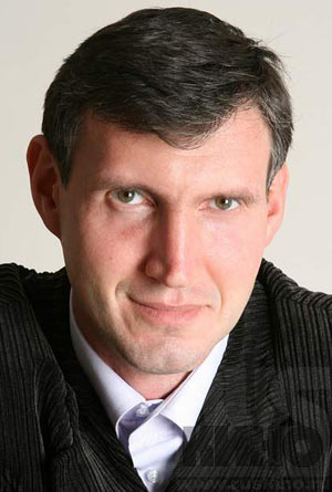 Денис Кирис