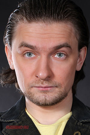 Денис Новосельцев