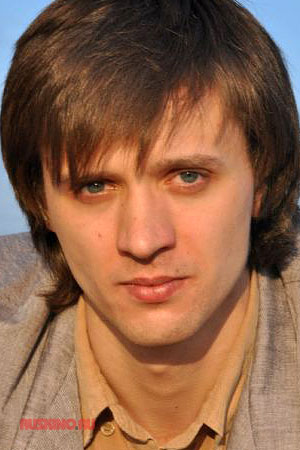 Максим Лакомкин